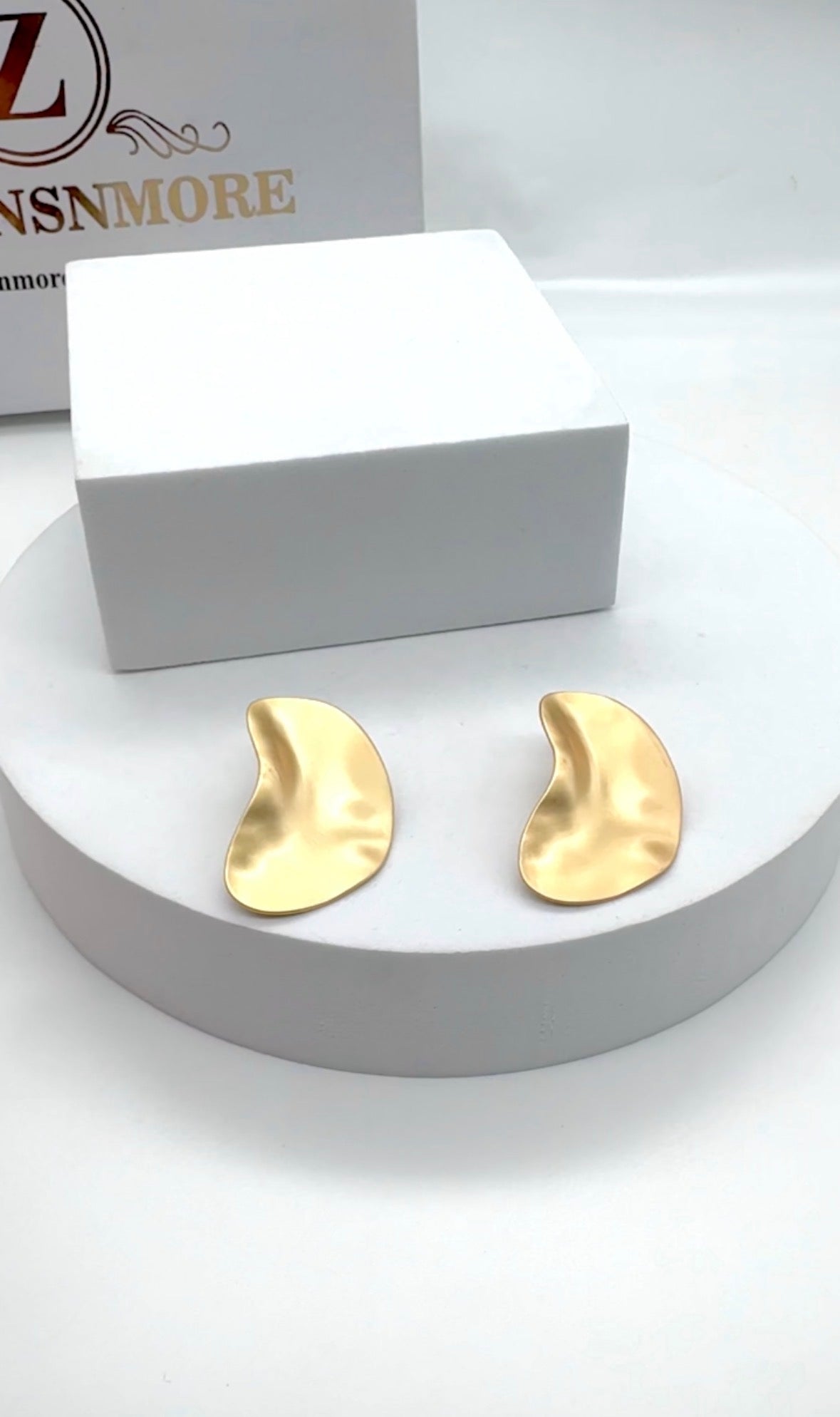 EARRINGS 8052