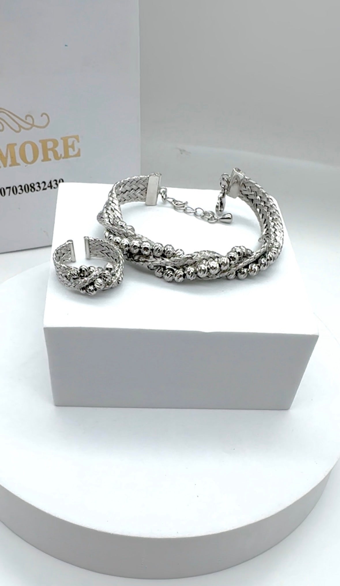 BANGLE 8001