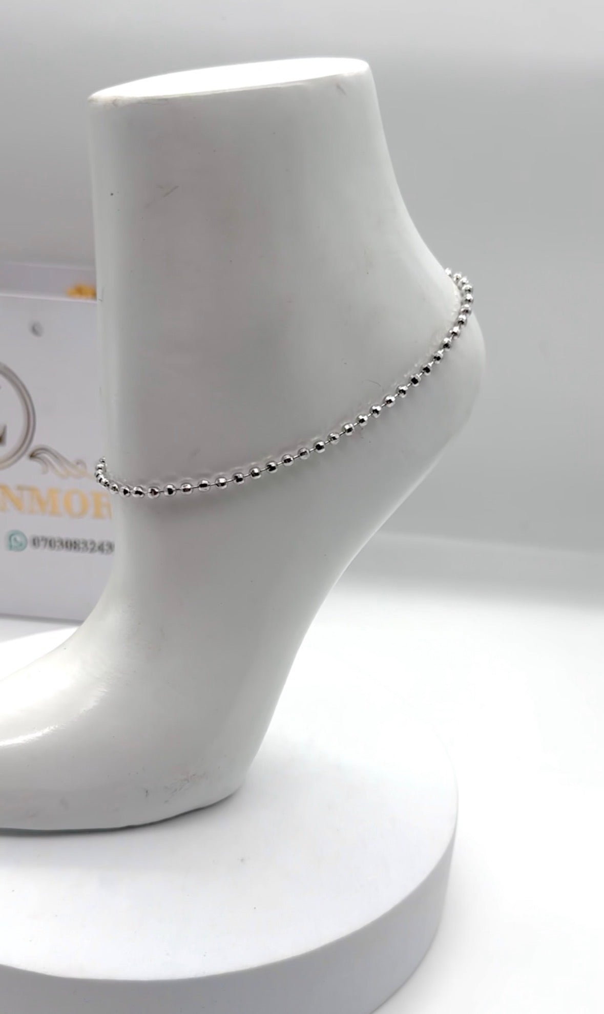 ANKLET 8001