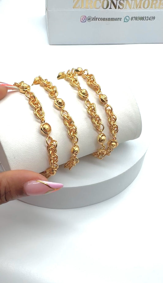 BRACELET 2011