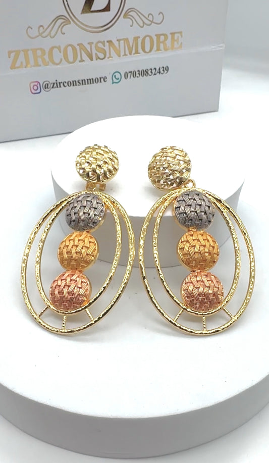 EARRINGS 2022