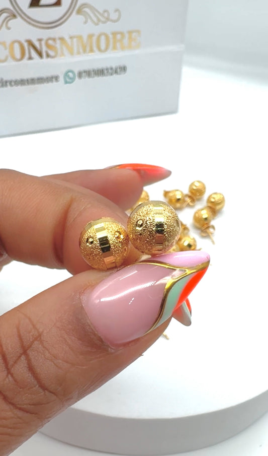 STUD EARRINGS 2007