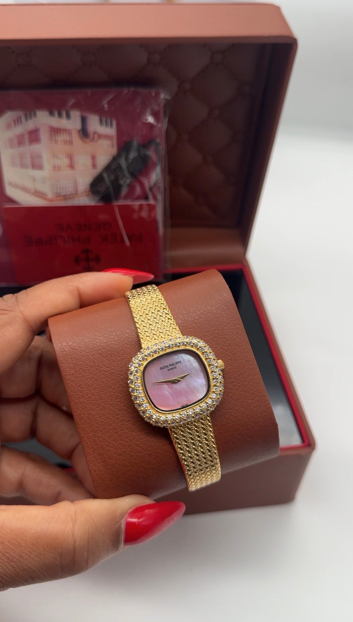 WRISTWATCH 9006