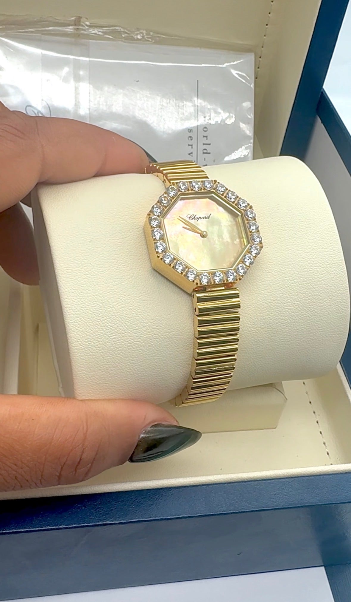 WRISTWATCH 7010