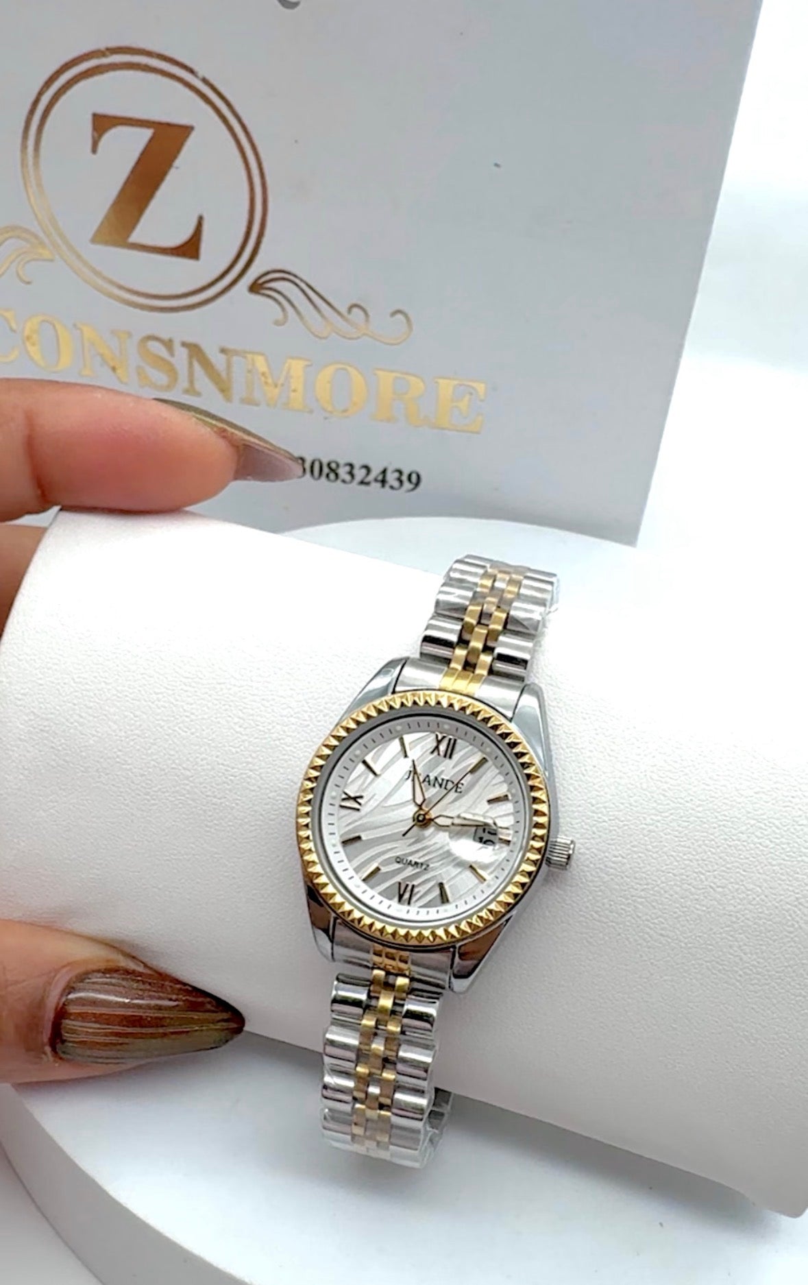 WRISTWATCH 8001